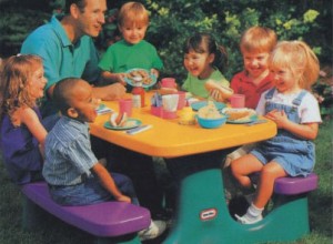 Стол детский прямоугольный с двумя лавочками