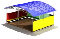 Беседка с голубой крышей из поликарбоната