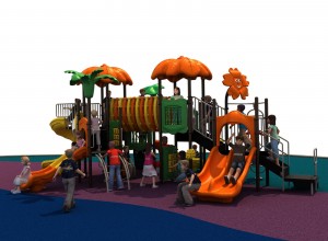 Детский игровой городок для дворов многоквартирных домов