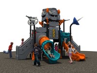 Компактный детский игровой городок для скверов
