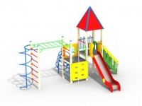 Детская игровая площадка с острой крышей-пирамидой