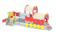 Желто-красный деревянный паровоз с горкой и мостиком