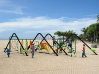 Игровая детская площадка для дачи 