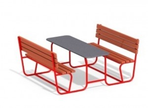 Серый стол с двумя красными скамьями